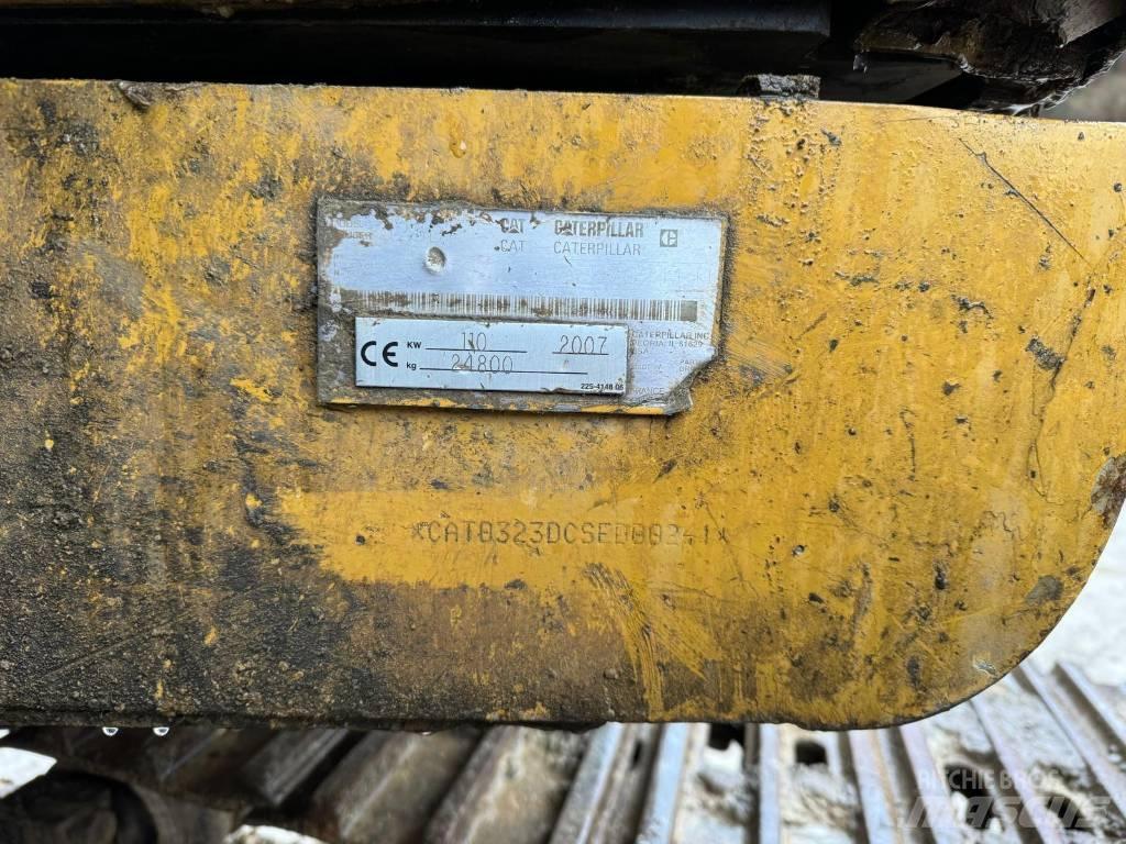 CAT 323 D 履帶式 挖土機/掘鑿機/挖掘機