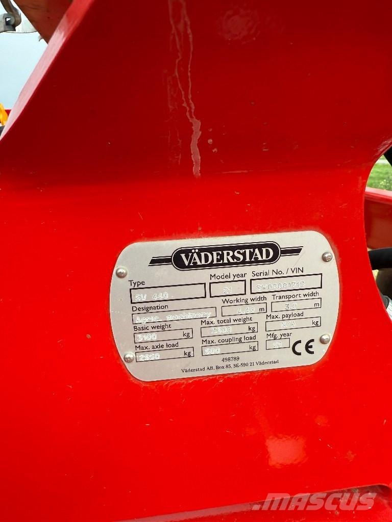 Väderstad Swift440 中耕管理機