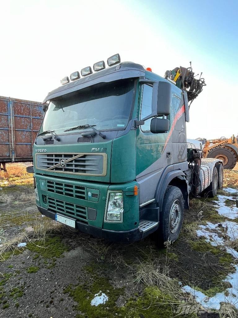 Volvo FM 12 木材貨車
