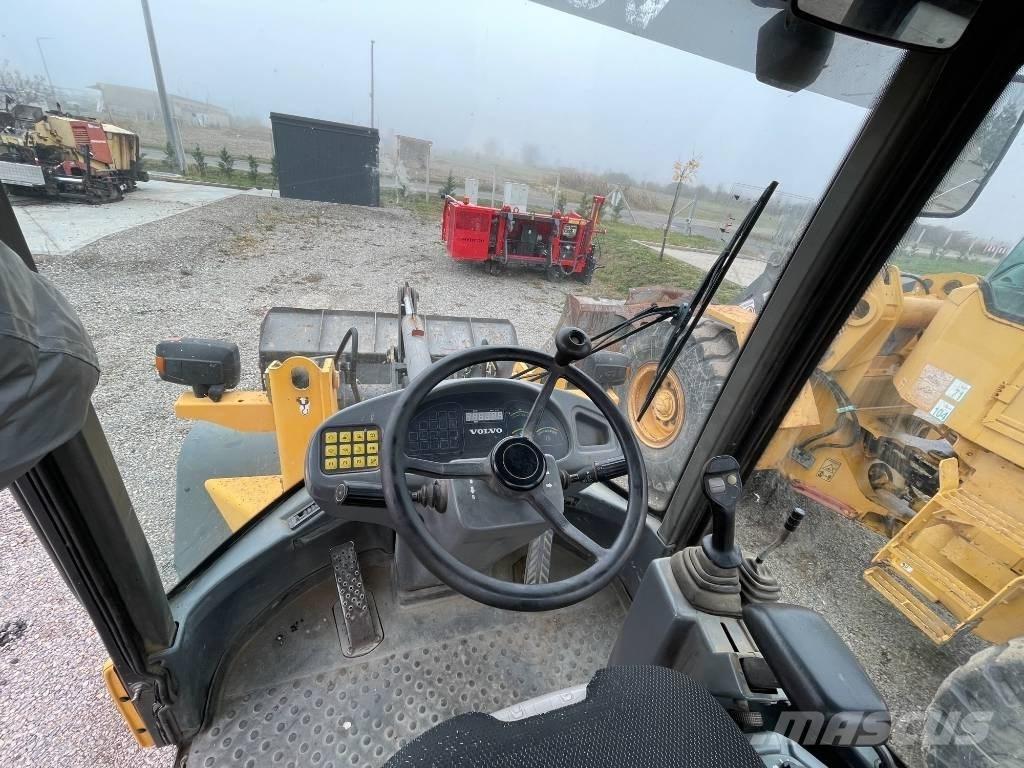 Volvo L 35 B - Z 輪胎式裝載機