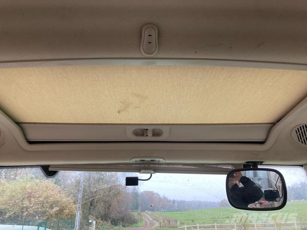 John Deere 6145R 曳引機