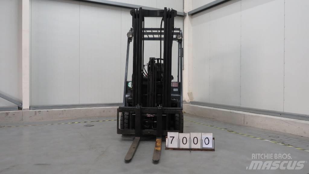 Toyota 5FBE18 電動堆高機