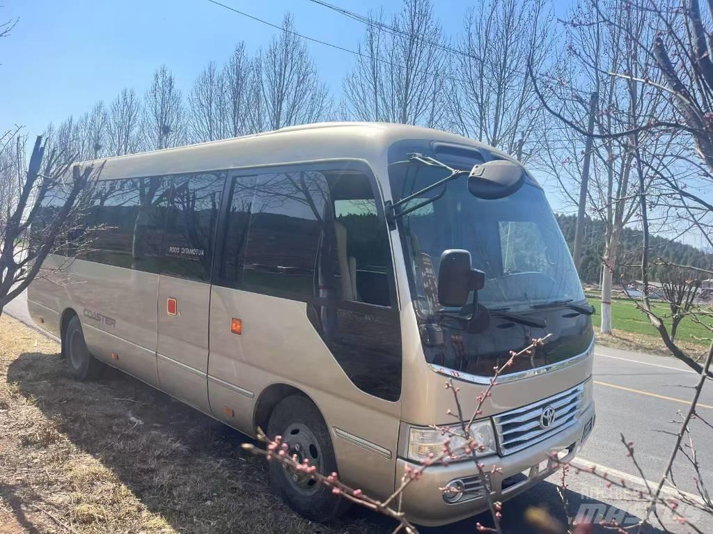 Toyota Coaster Bus 迷你巴士