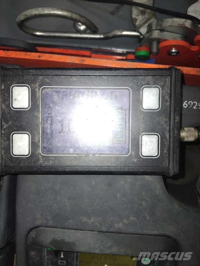 Linde L12AP 自走式堆積機