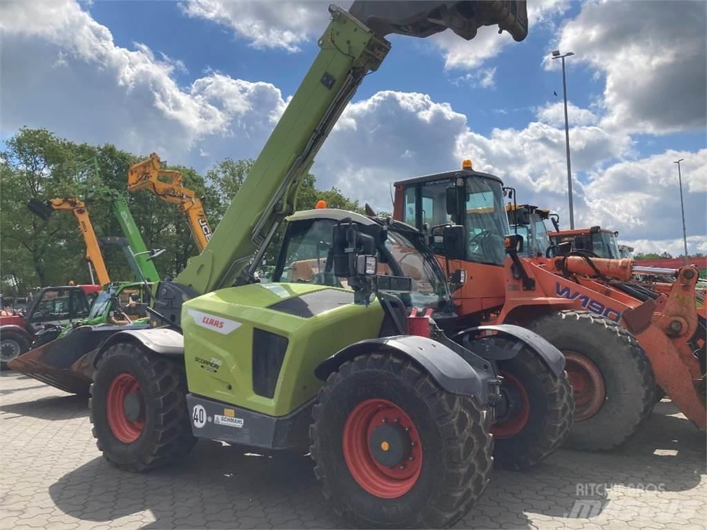 CLAAS Scorpion 756 曳引機