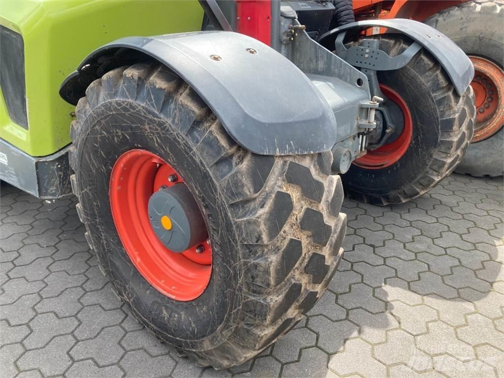 CLAAS Scorpion 756 曳引機