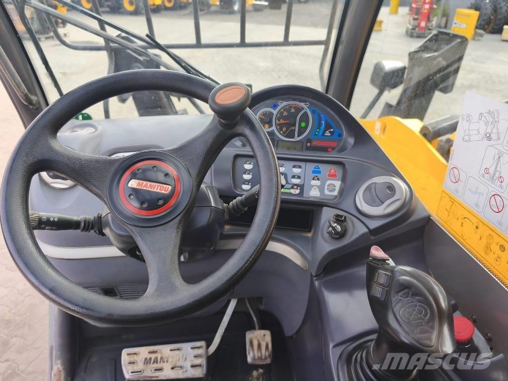 Manitou MT 1440 伸縮臂操作車