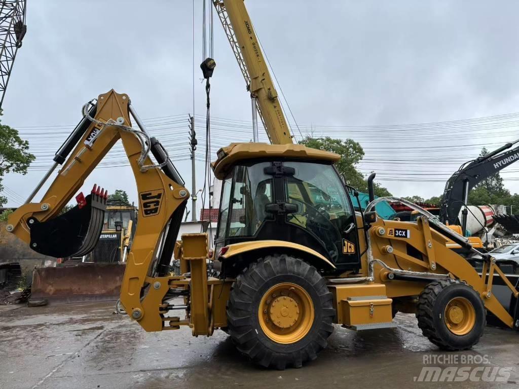 JCB 3 CX 反鏟裝載機