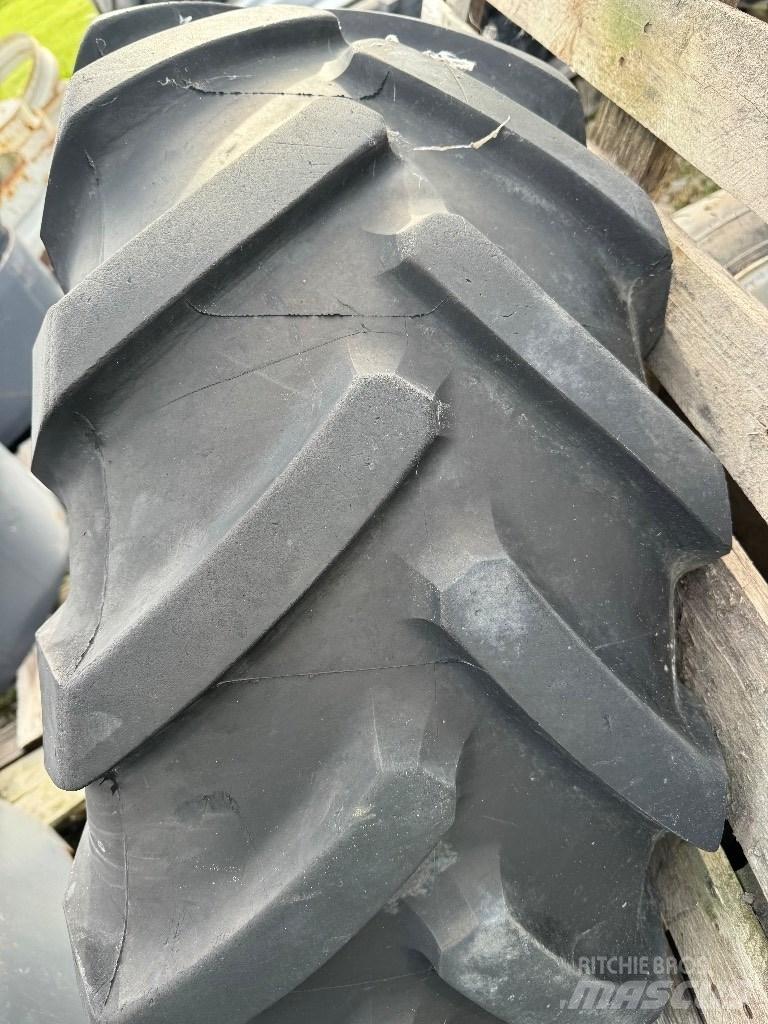 Michelin 14.5R20 輪胎、車輪和輪圈