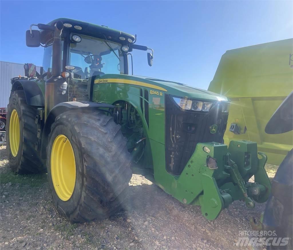 John Deere 8345 R 曳引機