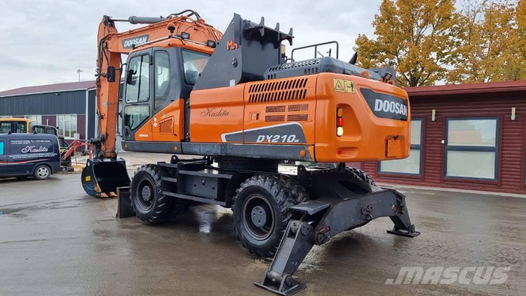 Doosan DX 210 W - 5 旋轉式挖土機/掘鑿機/挖掘機