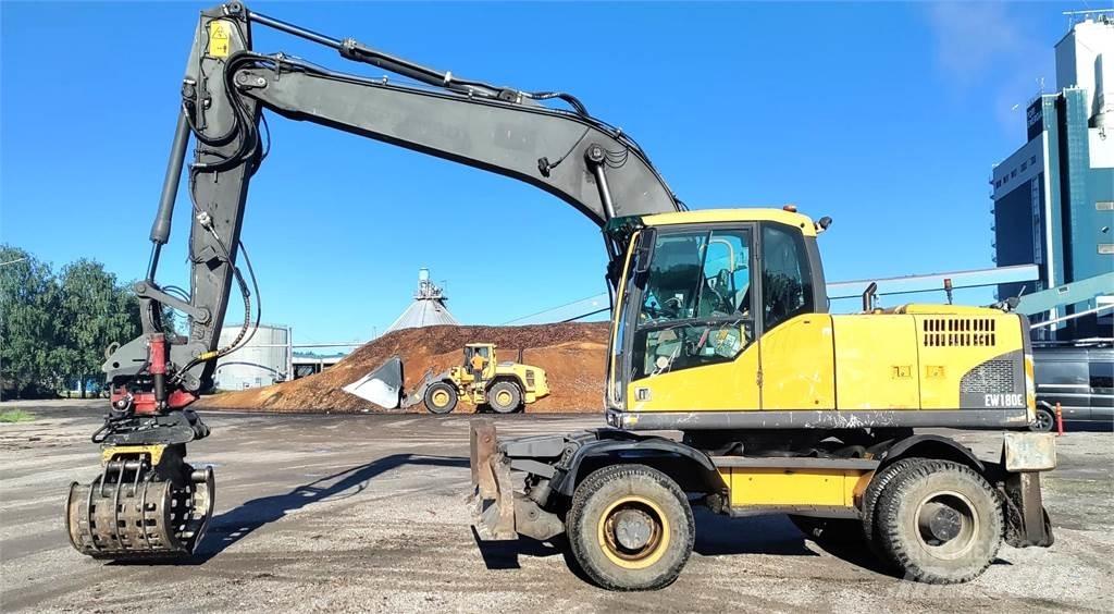 Volvo EW180C 旋轉式挖土機/掘鑿機/挖掘機