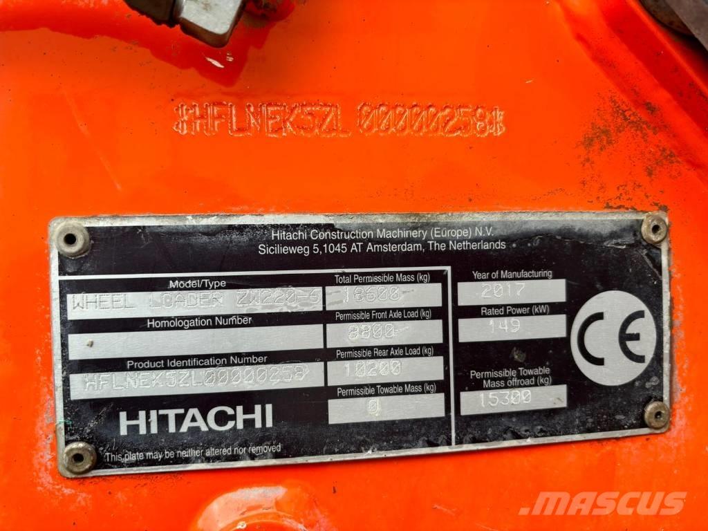 Hitachi ZW 220-6 輪胎式裝載機