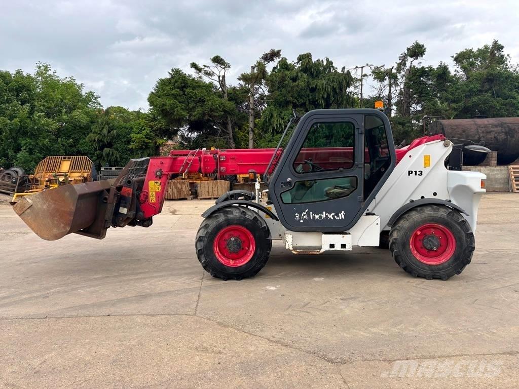 Bobcat T 3093 伸縮臂操作車