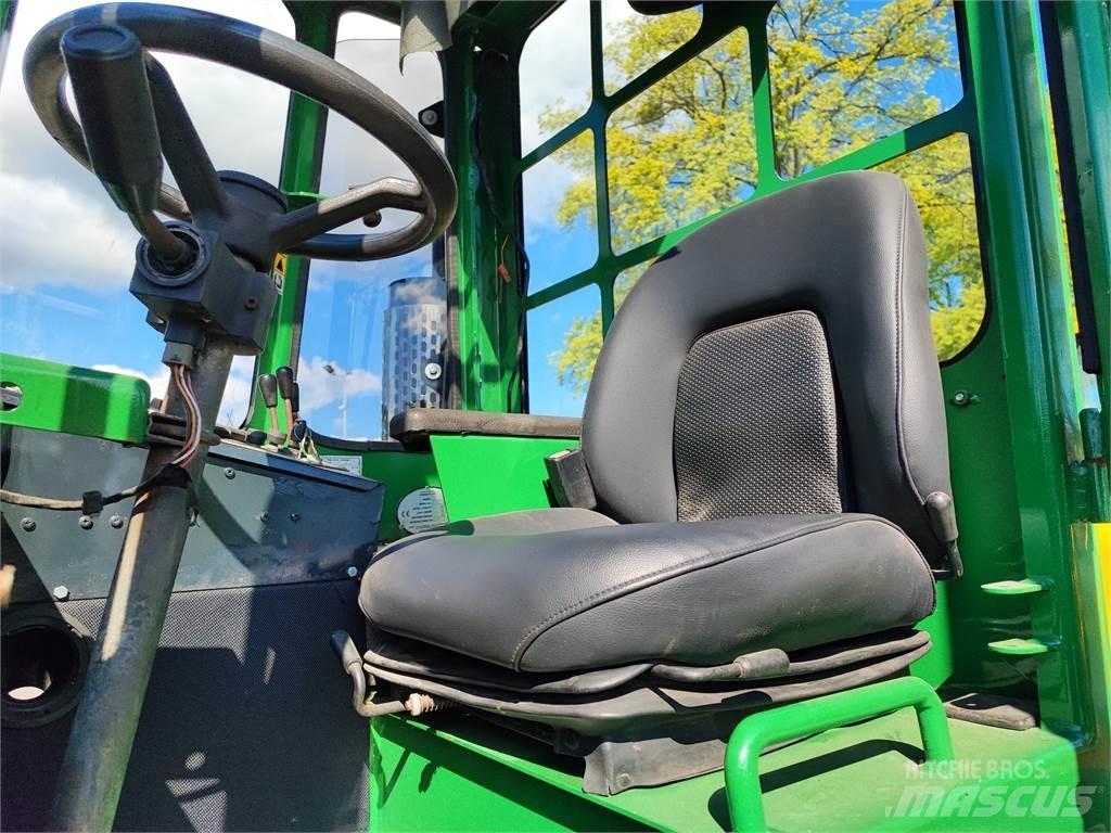Combilift C4000 四向前伸式堆高機(叉車)