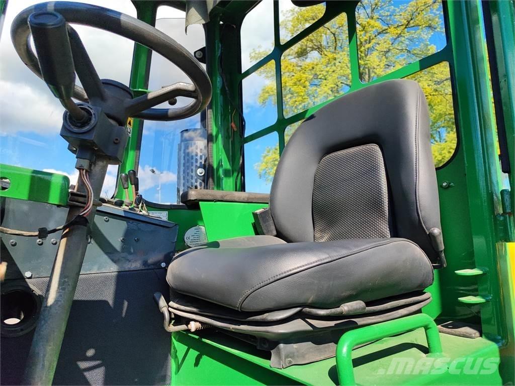 Combilift C4000 四向前伸式堆高機(叉車)