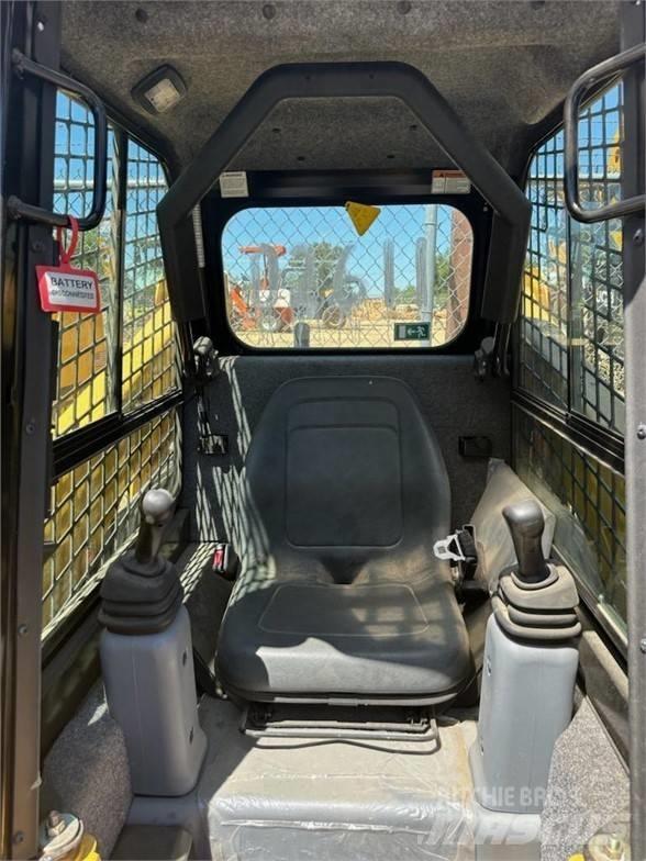 Gehl RT135 滑移轉向裝載機