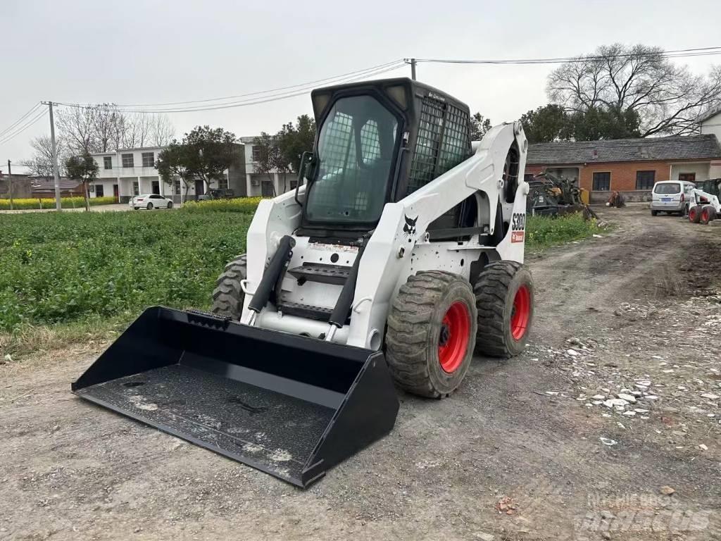 Bobcat S 300 滑移轉向裝載機