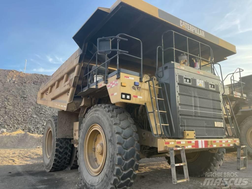 CAT 777e 傾卸拖車