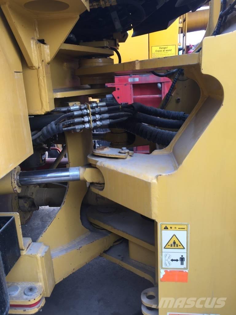 CAT 966 H 輪胎式裝載機