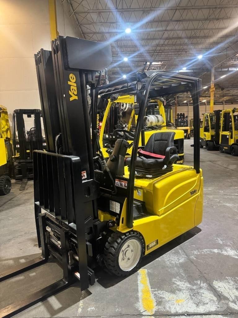 Yale ERP 040 VT 電動堆高機