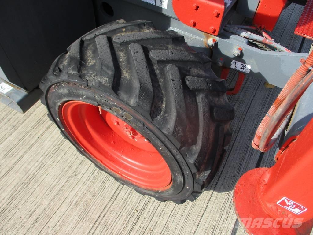 SkyJack SJ 6832 RT 剪式升降機