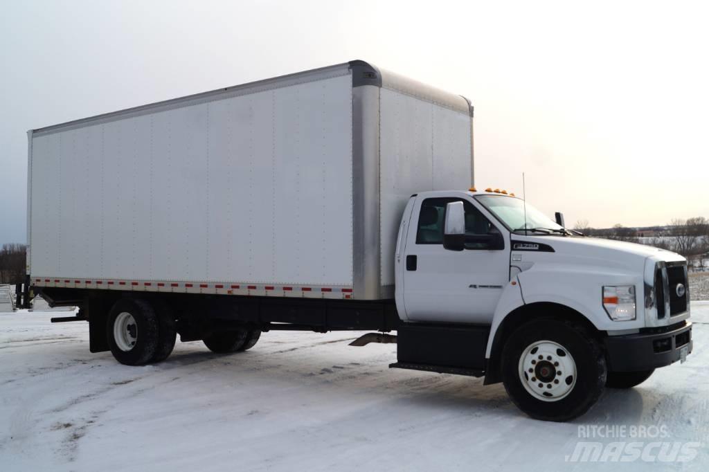 Ford F 750 貨箱式卡車