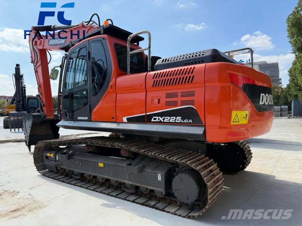 Doosan DX 225 履帶式 挖土機/掘鑿機/挖掘機