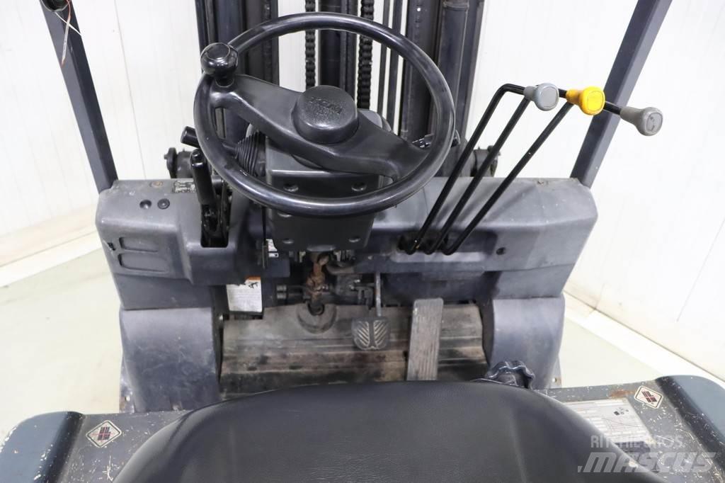 TCM FB25-7 電動堆高機