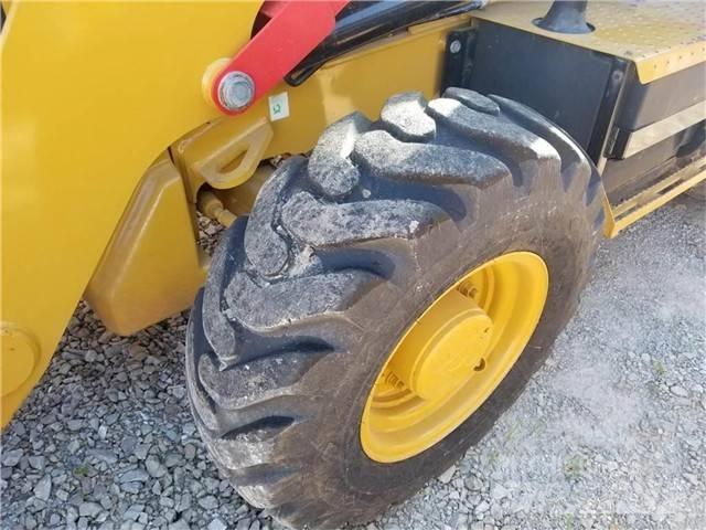 CAT 416 F 反鏟裝載機
