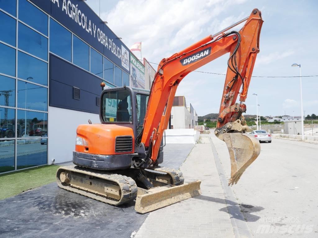 Doosan DX 60 R 小型挖土機/掘鑿機<7t(小型挖掘機)