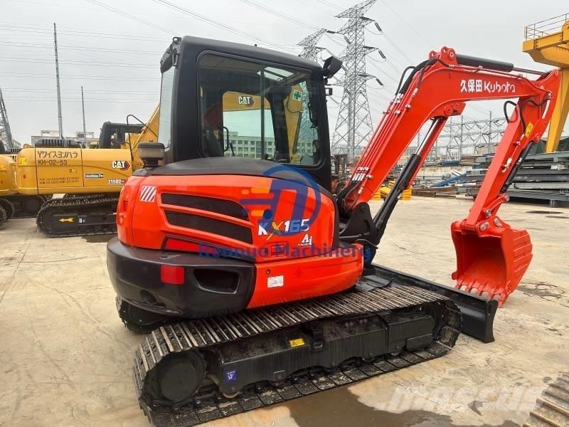 Kubota KX165 小型挖土機/掘鑿機<7t(小型挖掘機)