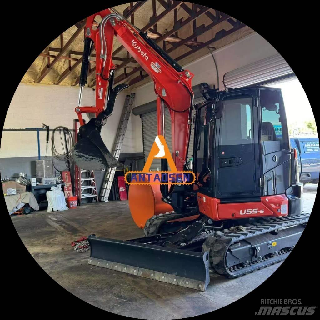 Kubota U55-5 小型挖土機/掘鑿機<7t(小型挖掘機)