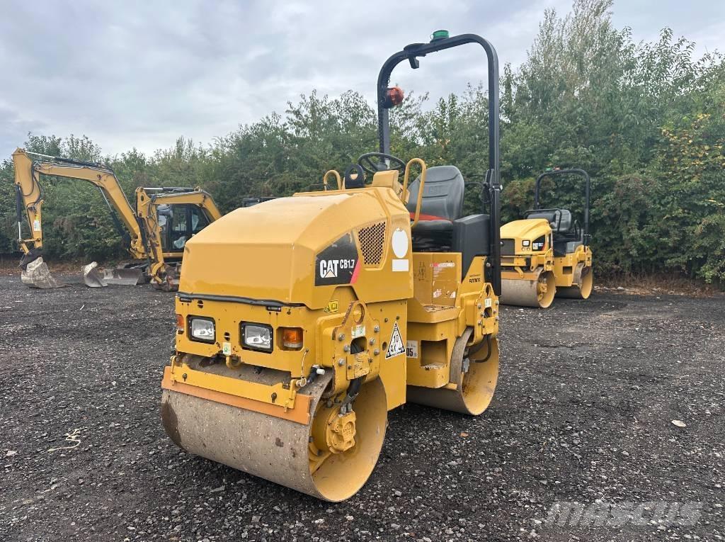 CAT CB 1.7 雙輪滾壓機