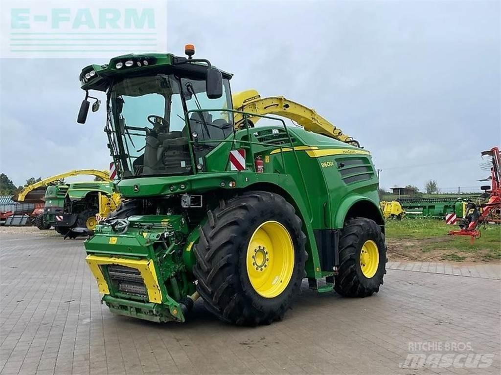 John Deere 8600 自走式飼料採集機