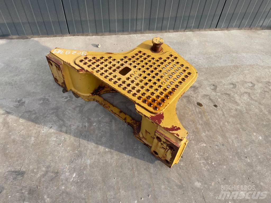 CAT D6K Zugtraverse 其他組件