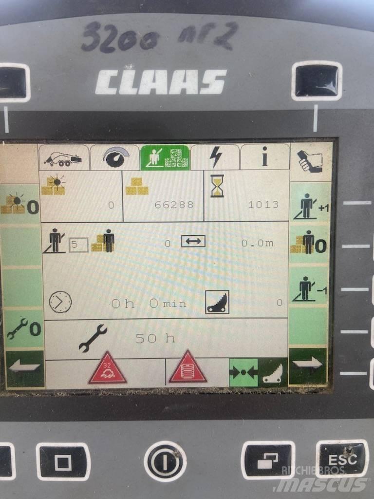 CLAAS Qvadrant 3200 方形打捆機