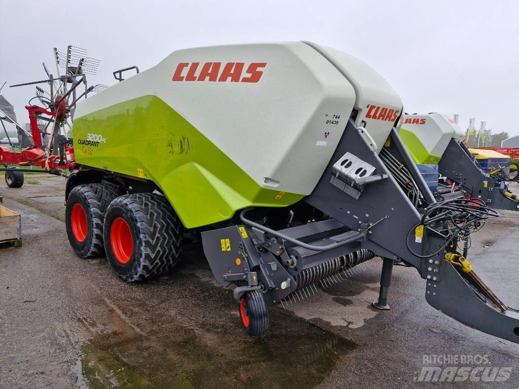 CLAAS Qvadrant 3200 方形打捆機