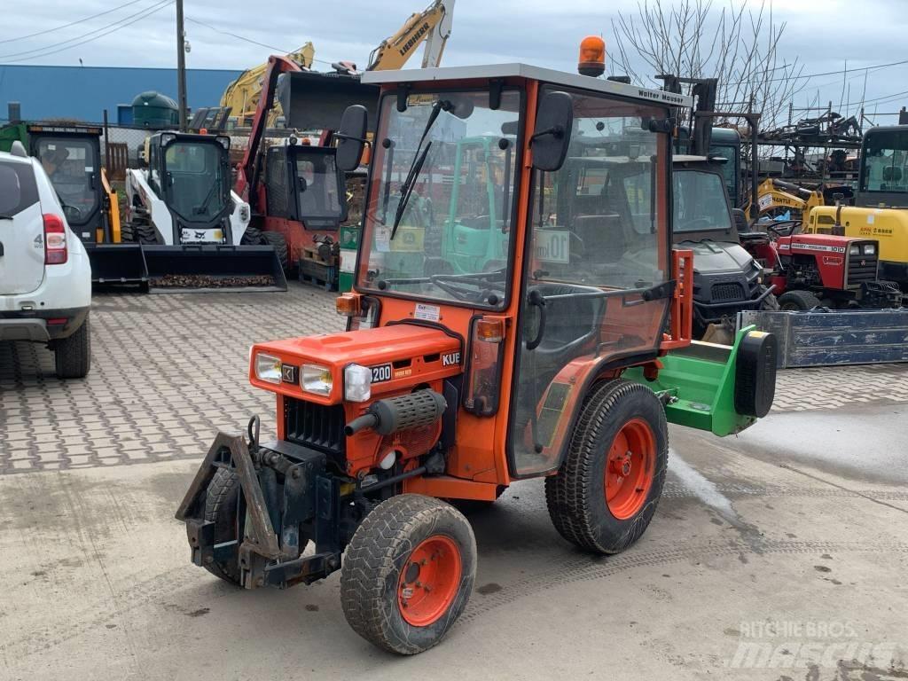 Kubota B 4200 曳引機