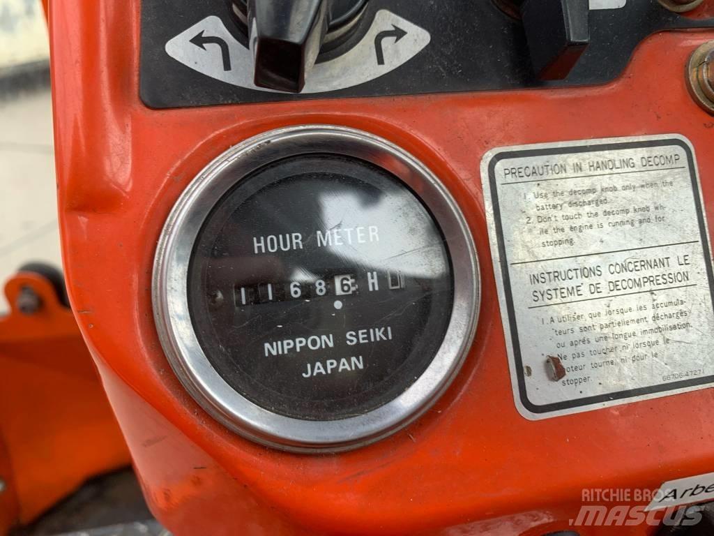 Kubota B 4200 曳引機