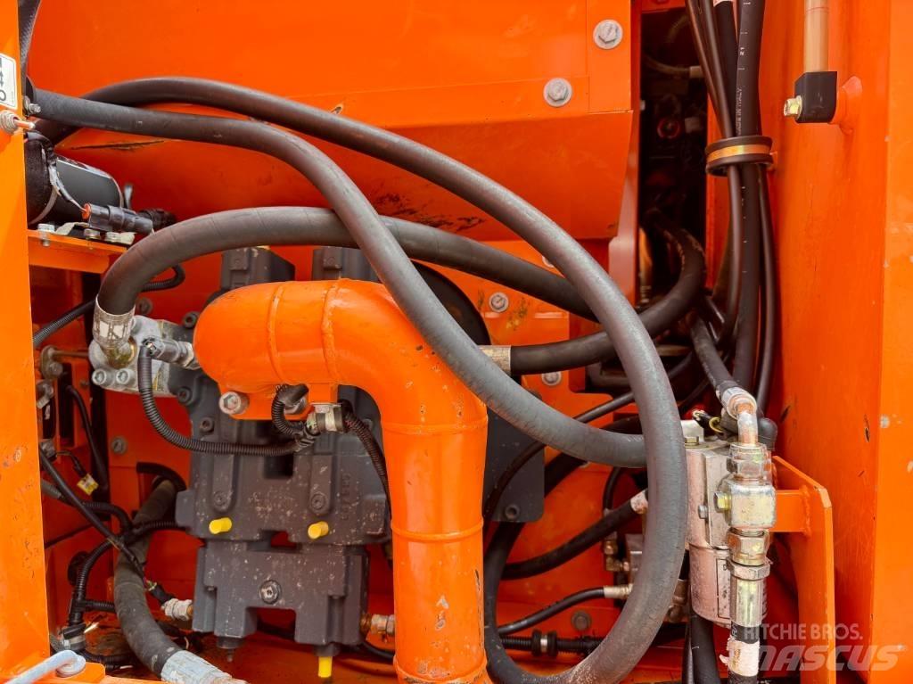 Doosan DX 160 W 旋轉式挖土機/掘鑿機/挖掘機