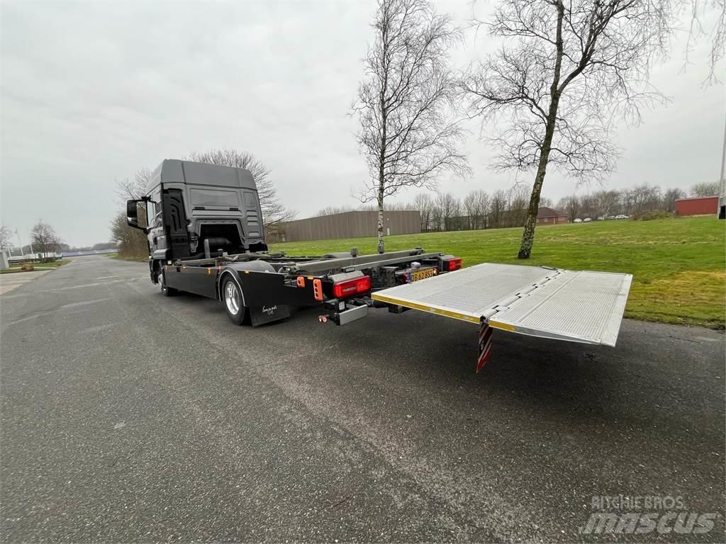 MAN TGL 8.220 貨箱式卡車