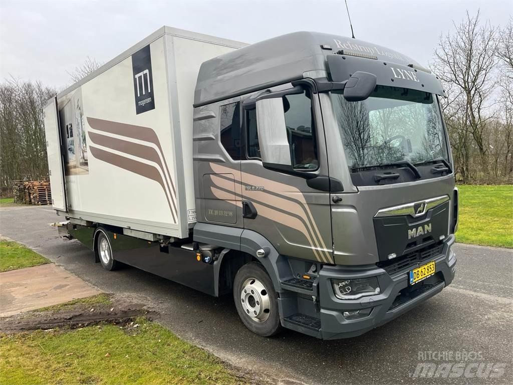 MAN TGL 8.220 貨箱式卡車