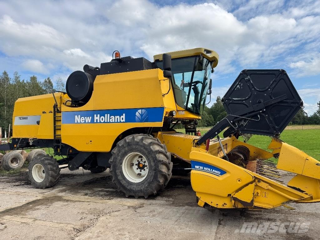 New Holland Tc5060 聯合收穫機