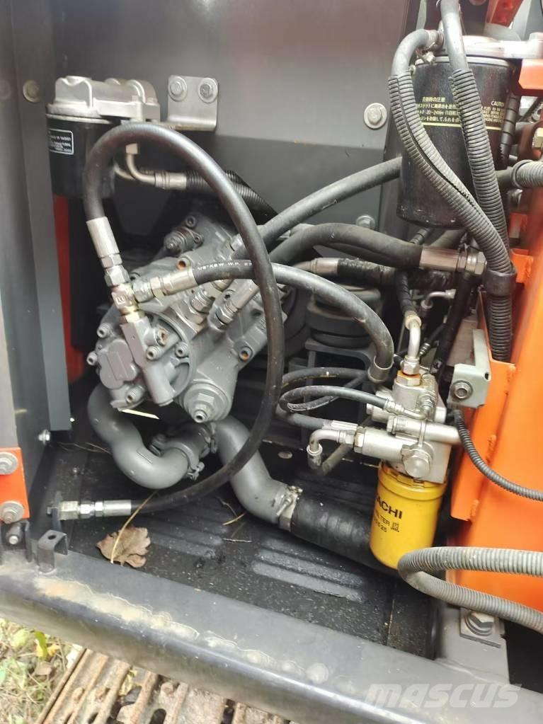Hitachi ZX 70 中型挖土機/掘鑿機/挖掘機 7t-12t