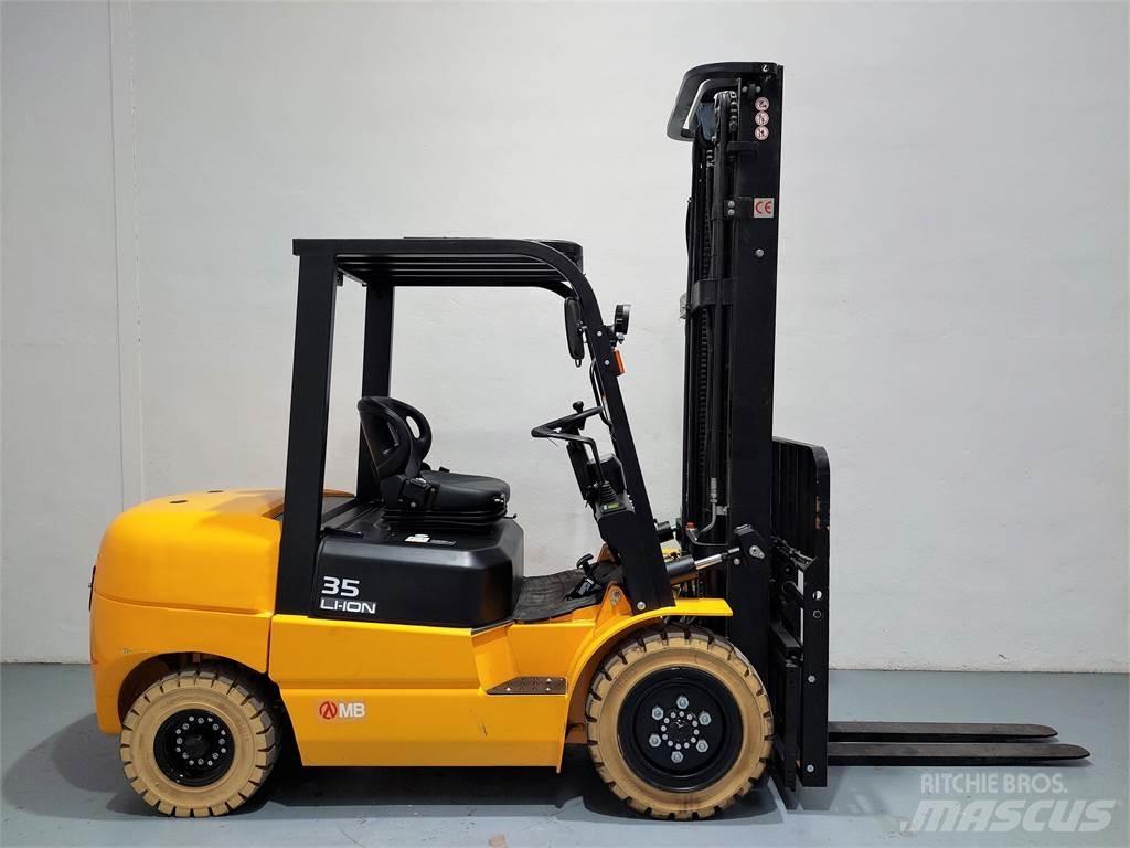  EFL352 Litio 電動堆高機