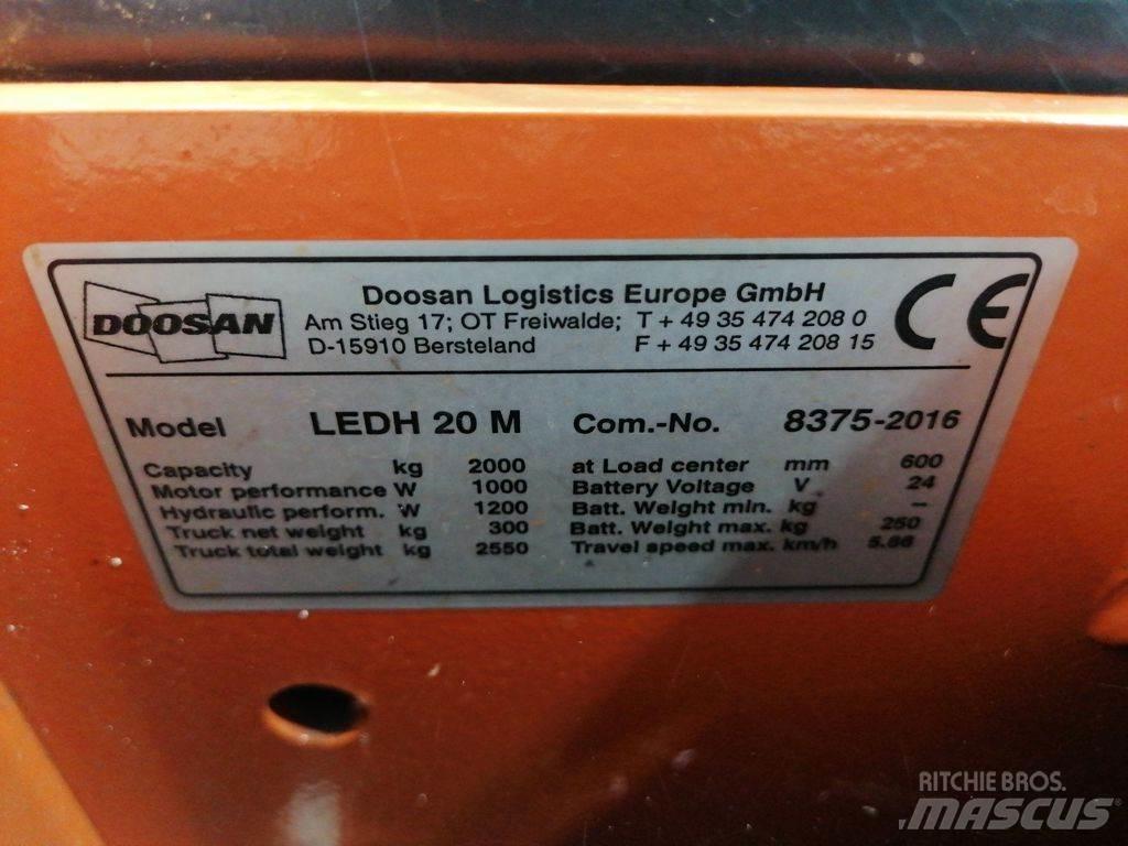 Doosan LEDH20M 低架升降機