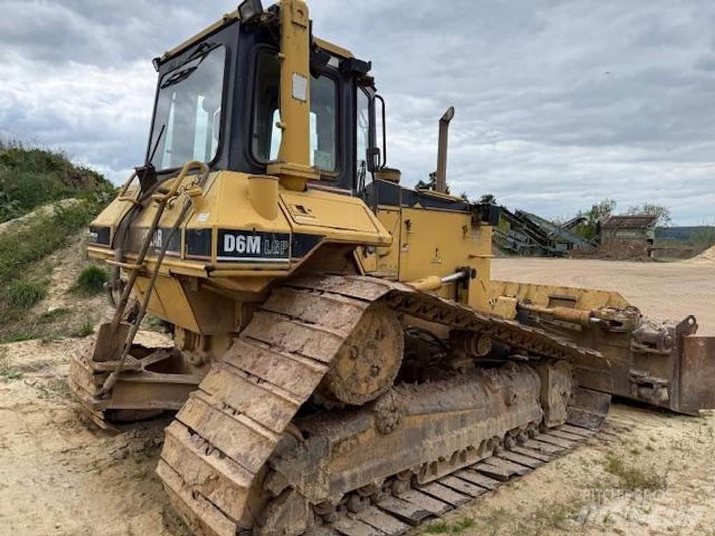 CAT D6M LGP 履帶推土機