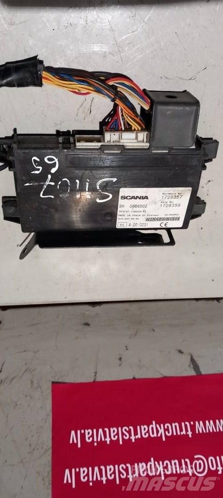 Scania R 440.  1728357 電子設備