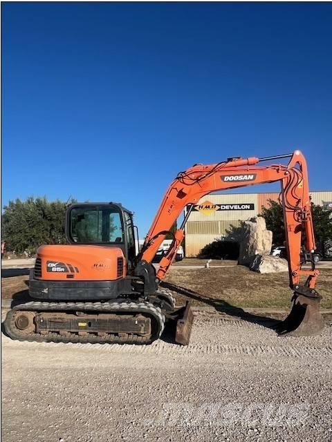Doosan DX 85 R-3 中型挖土機/掘鑿機/挖掘機 7t-12t